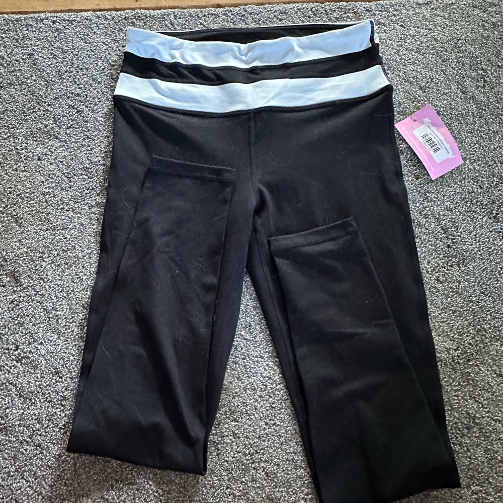 Black and white stripe high waist leggings